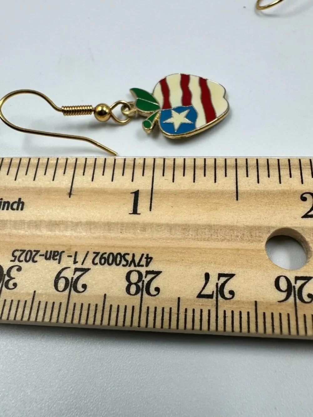 3/$30 Vintage Apple Dangle Earrings Gold Tone Enamel Flag Pattern Red Blue White